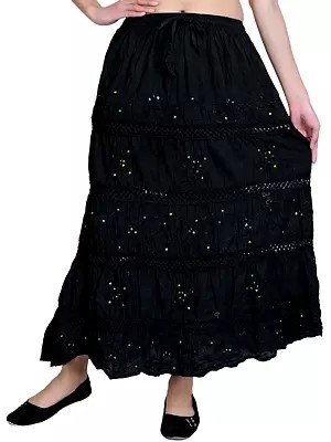 Elastic Skirt with Sequins and Crochet Border