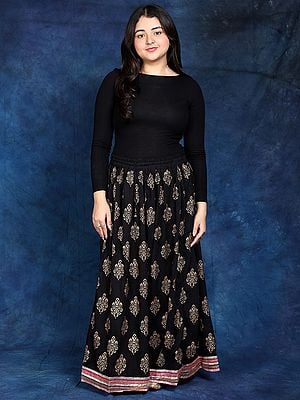 Long Skirt with Printed Large Bootis and Gota Border