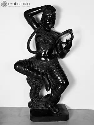 36" A Lady Holding Mirror | Black Marble Statue | Handmade Indian Art