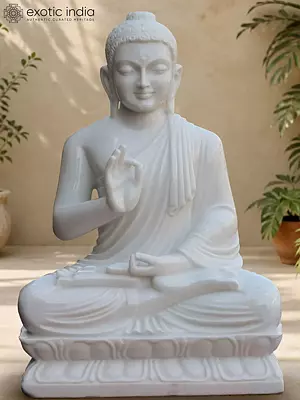 30" Auspicious Enlightenment: Vastu-Friendly Buddha Statue for Positive Energy