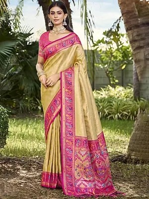 Chalky Paisleys Border Attractive Silk Saree With Floral Tassels Pallu For Festival Occasion