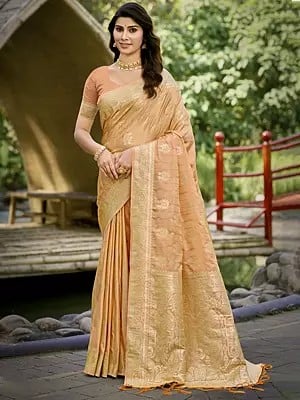 Floral Motifs Traditional Silk Saree With Attractive Woven Tassels Pallu