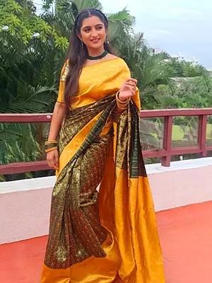 Rich Pallu Jacquard Work Soft Lichi Silk Saree All Over Jacquard Design Ethnic Festive Party Casual Modern Wear