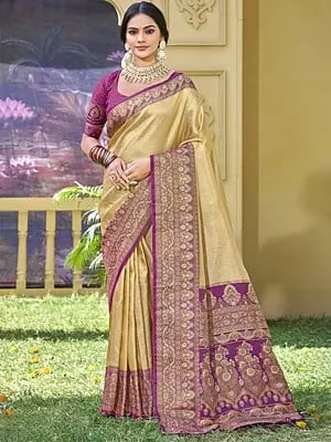 Contrast Broad Border Fancy Wedding Wear Silk Saree With Floral Motifs Attractive Pallu