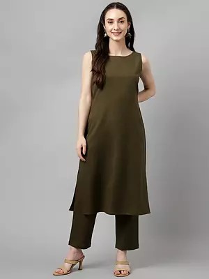 Rayon Solid Attractive Party Wear Kurta With Matching Straight Pant