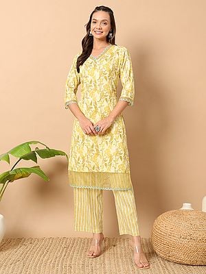 Golden-Sand Designer Lace Work V-Neck Floral Cotton Kurti With Bottom For Casual Occasion