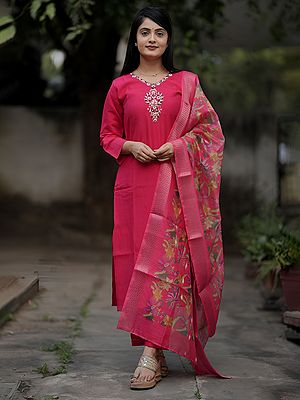 Digital Print Premium Muslin Silk V-Neck Festive Wear Salwar Suit With Dupatta For Festival Occasion