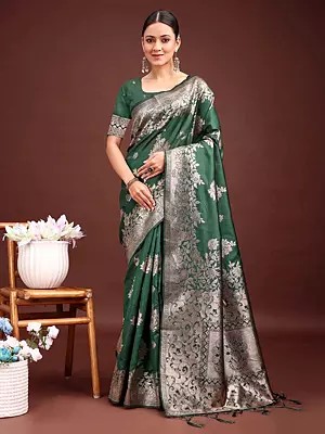 Ethnic Floral Buta Classic Banarasi Silk Saree with Heavy Pallu Design and Latkan
