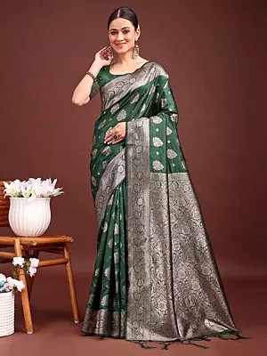 Traditional Floral Motifs Banarasi Silk Saree with Rich Woven Border and Heavy Pallu