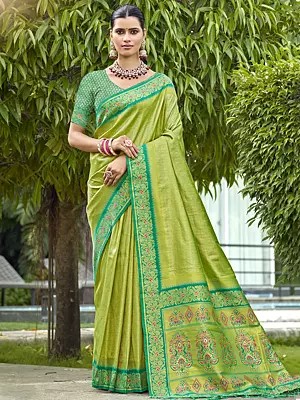 Paisley Border Silk Saree With Designer Latkan Pallu