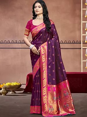 Designer Silk Saree With Peacock Pattern Border And Attractive Pallu