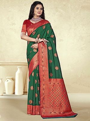 Flower Motif Silk Saree With Designer Pallu For Traditional Occasion