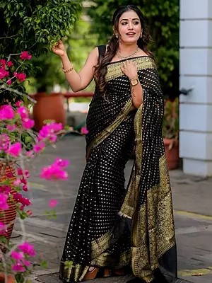 Soft Lichi Silk Saree With Grand Jacquard Weaving And Elegant Rich Pallu For Timeless Wedding And Festive Glamour
