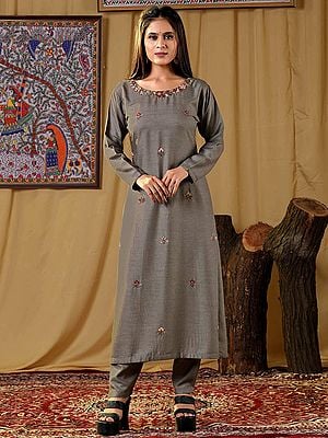 Pure Cotton Three-Quarter Sleeve Bottom Pant Set And Floral Embroidered On Neck And All-Over