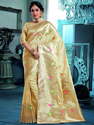 Cloud-Cream Banarasi Silk Floral Pattern Saree