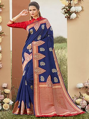 Silk Traditional Saree With Blouse And Paisley Motif On The Body