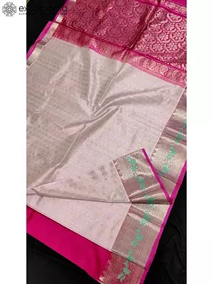 Dusty Pink Silk Saree With Magenta Pink Blouse