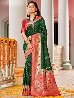 Banarasi Silk Tassal Saree And Flower Design In Pallu With Blouse