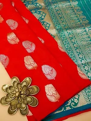 Katan Silk Borderless Saree with All-Over Paisley Floral Bootis