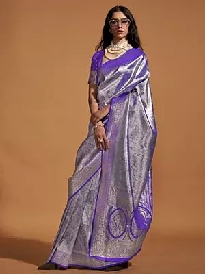 Kanjivaram Weaving Silk Flower Saree With Contrast Pallu Border And Blouse