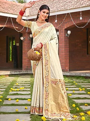 Wedding Wear Kanjivaram Silk Saree with Contrast Border and Pallu with Tassels