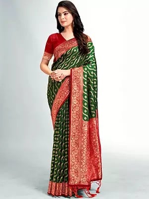 Woven Silk Waves Pattern Saree And Golden Floral Border-Pallu With Blouse