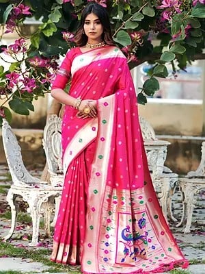 Floral Butti Paithani Silk Saree In Zari Woven With Peacock Pallu And Blouse