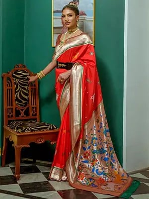 Peacock Motif Zari Woven Paithani Silk Saree With Blouse And Fumaki Tassels