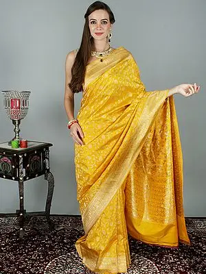 Daylily Banarasi Silk Saree with Elegant All Over Woven Gold Bootis