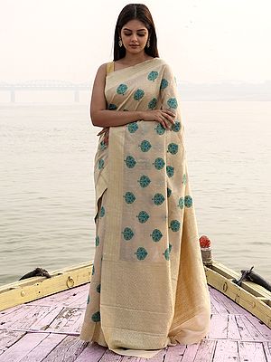 Munga Silk Handloom Banarasi Saree With All-Over Meenakari Mughal Motif