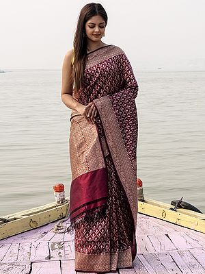 Sangria Katan Patola Alfi Silk Banarasi Handloom Saree With All-Over Agrimony Flower Jaal Motif And Zari Pallu-Border