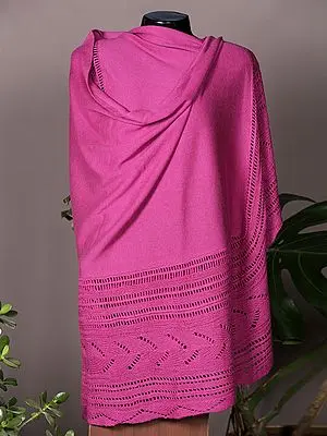 Bright-pink Pashmina Stole from Nepal with Knitted Pattern