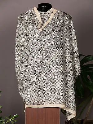 Black and Beige Pashmina Shawl from Nepal with Arabesque Pattern