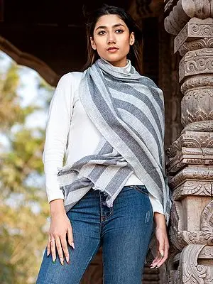 Wild-Dove Pure Pashmina Herringbone Weave Stole with Diamond Pattern from Nepal