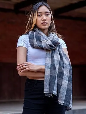 Gray-Blue Buffalo Check Pattern Pure Pashmina Stole from Nepal