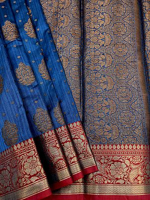 Matka Silk Mughal Motif Banarasi Saree With Vine Pattern Border
