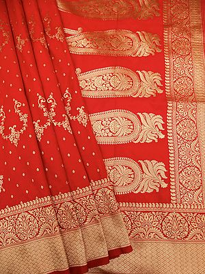 Poppy-Red Katan Silk Necklace-Bundi Pattern Banarasi Saree With Paisley Motif Pallu