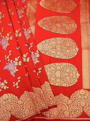 Red Katan Silk Banarasi Saree with All-Over Bel Buti Motif & Mughal Motif Border