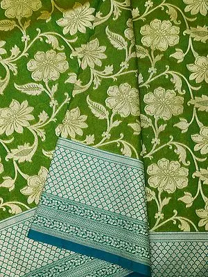 Green Banarasi Katan Silk Saree Floral Creepers Motif and Scale Pattern Border-Pallu