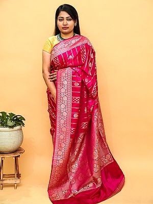 Pink-Peacock Katan-Satin Silk Banarasi Stripe-Floral Pattern Saree With Mughal Motif Pallu