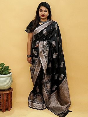 Banarasi Pashmina Silk Saree With Paisley Motif On Body And Tassel Pallu