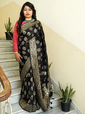 Banarasi Satin Silk Mughal Pattern Saree With Vine Pattern Border