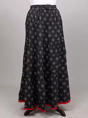 Pirate-Black Elastic Long Skirt with Bandhani Print