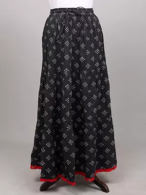 Pirate-Black Elastic Long Skirt with Bandhani Print