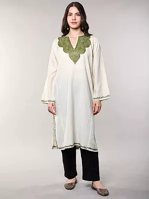 Kashmiri Phiran with Aari Embroidered Paisleys and Floral on Neck