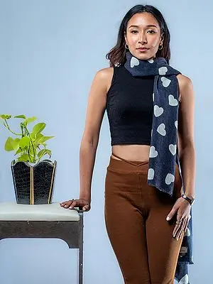 Pure Pashmina Heart-Shape Printed Pure Pashmina Stole from Nepal
