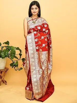 Poppy-Red Satan Hibiscus Flower Jaal Pattern Banarasi Saree With Mughal Motif Pallu