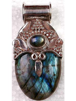 Labradorite Pendant