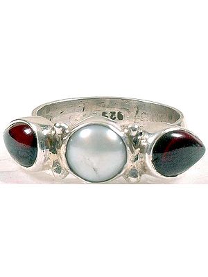 Pearl and Garnet Ring