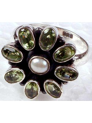 Pearl and Peridot Flower